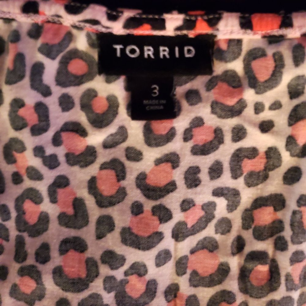 Torrid Pink Leopard Soft-Stretch Challis Tank, Size 3x Fair - Picture 6 of 8